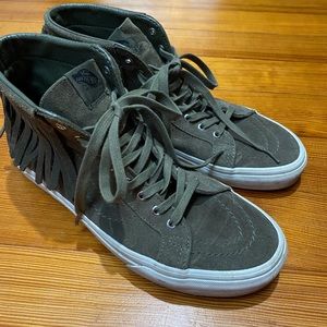 Vans High Top Fringe SK8-HI MOC Sneakers | Size 10